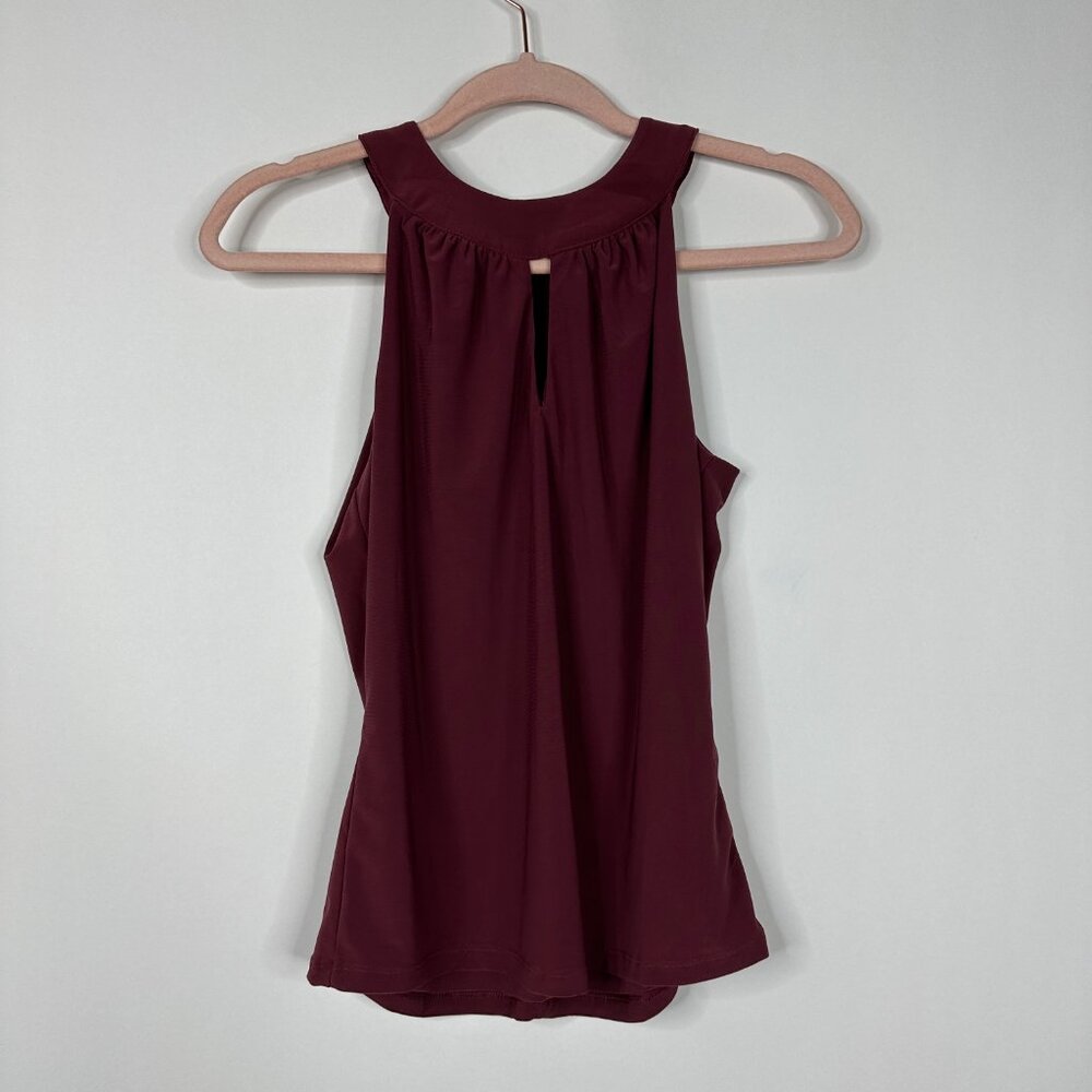 NWT White House Black Market Sleeveless Halter Keyhole Top Zinfandel M - Picture 3 of 7